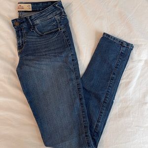 Hollister super skinny jeans